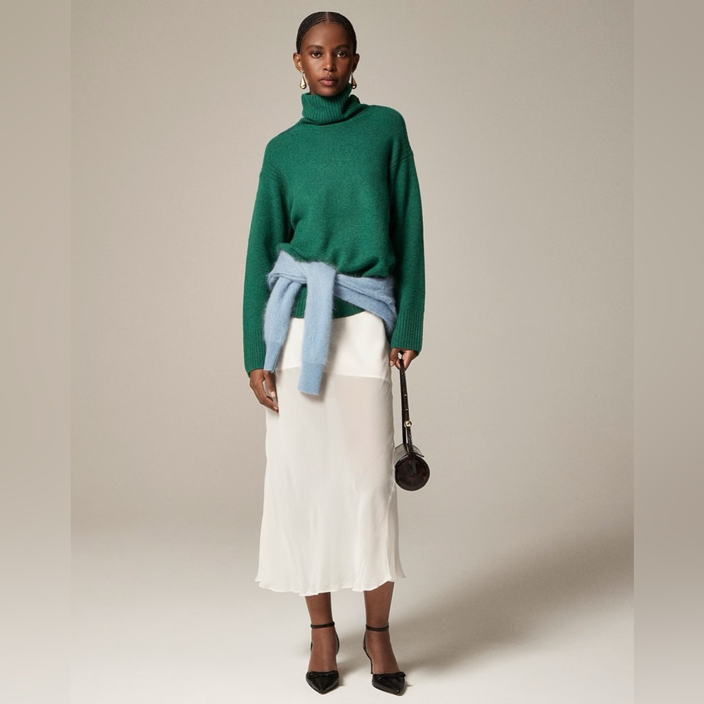 J CREW Turtleneck sweater in Supersoft yarn M heather pine